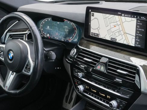 Certified 2023 BMW 540i xDrive w/ M Sport Package image 11