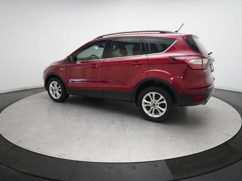Used 2018 Ford Escape SE w/ SE Sync 3 Package AWD/4WD image 32