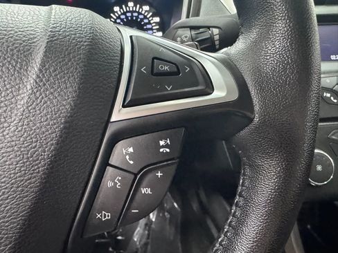 Used 2018 Ford Fusion SE AWD/4WD image 22