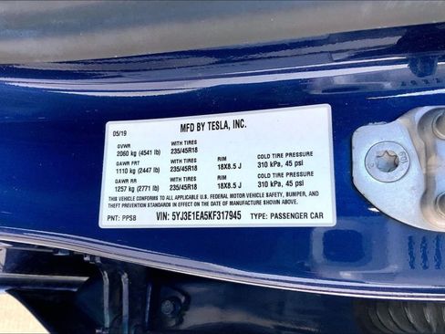 Used 2019 Tesla Model 3 image 32