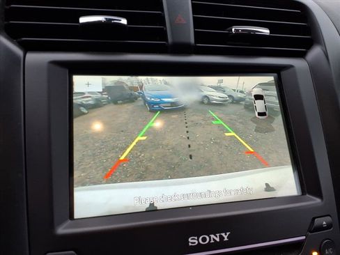 Used 2020 Ford Fusion Energi Titanium image 30