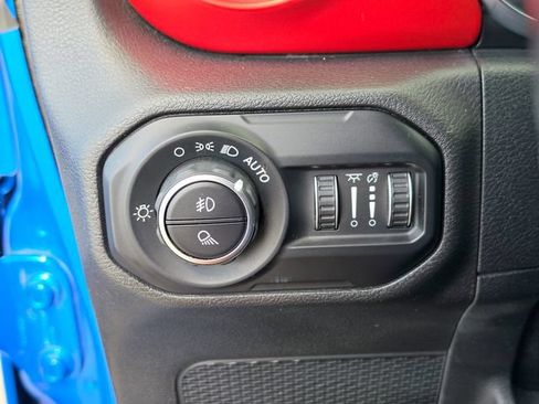 Used 2021 Jeep Gladiator Rubicon AWD/4WD image 33