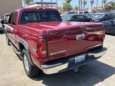 Used 2006 Chevrolet Silverado 1500 LT w/ Onstar Plus Package AWD/4WD image 6