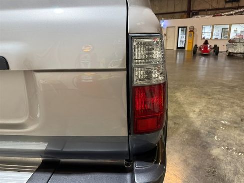 Used 1997 Toyota Land Cruiser image 40