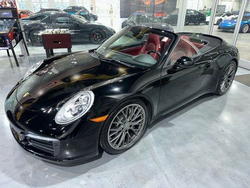 Used 2017 Porsche 911 Carrera image 10
