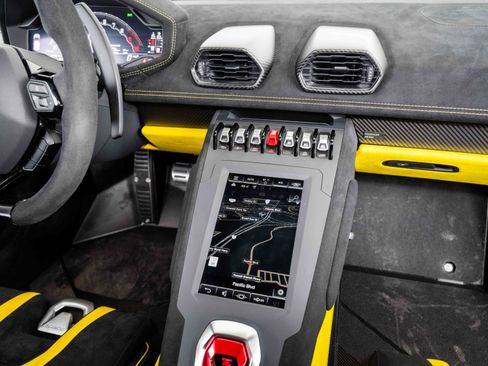 Used 2022 Lamborghini Huracan STO image 26