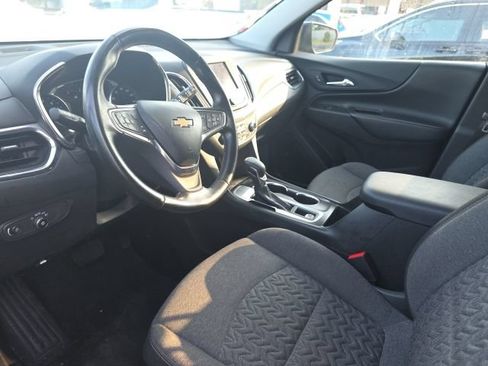 Used 2023 Chevrolet Equinox LT FWD image 12