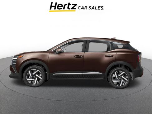 Used 2026 Nissan Kicks SV w/ Cold Weather Package FWD image 3