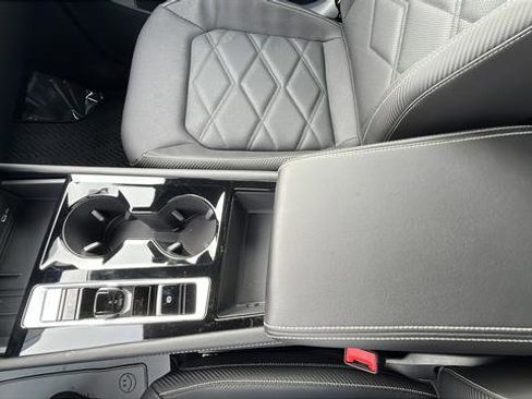 New 2026 Volkswagen Atlas Cross Sport SE AWD/4WD image 17