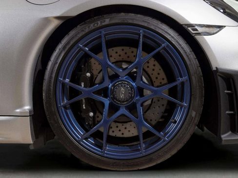 Used 2024 Porsche 718 Cayman GT4 RS w/ Weissach Package image 31