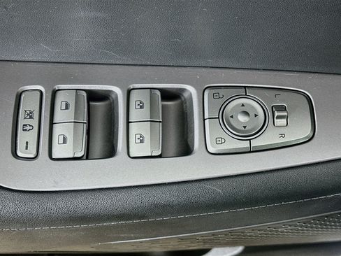 Used 2025 Hyundai Palisade SEL FWD image 15