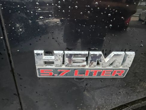 Used 2013 RAM 1500 Express RWD image 9