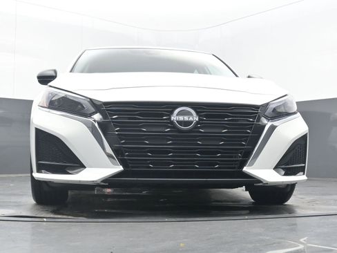 Certified 2025 Nissan Altima 2.5 S image 22