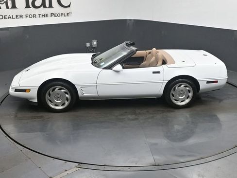 Used 1996 Chevrolet Corvette Convertible image 54