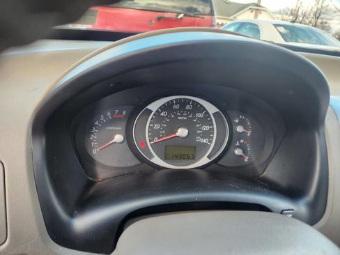 Used 2007 Hyundai Tucson SE image 9