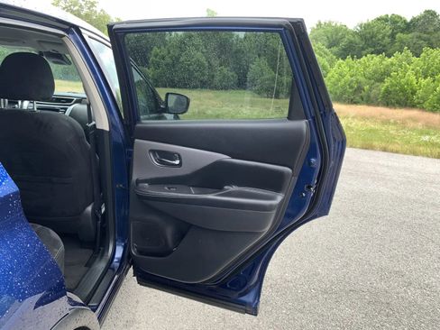 Used 2022 Nissan Murano S w/ Cargo Package FWD image 27