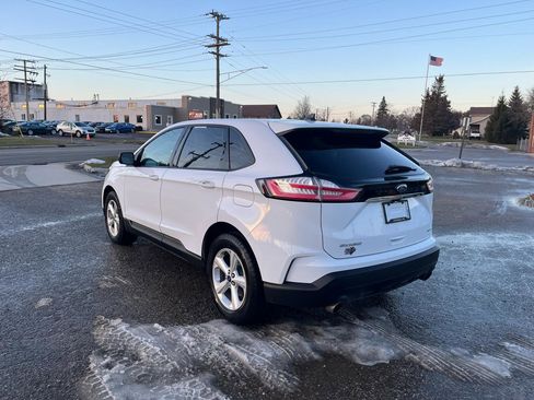 Used 2020 Ford Edge SE AWD/4WD image 3