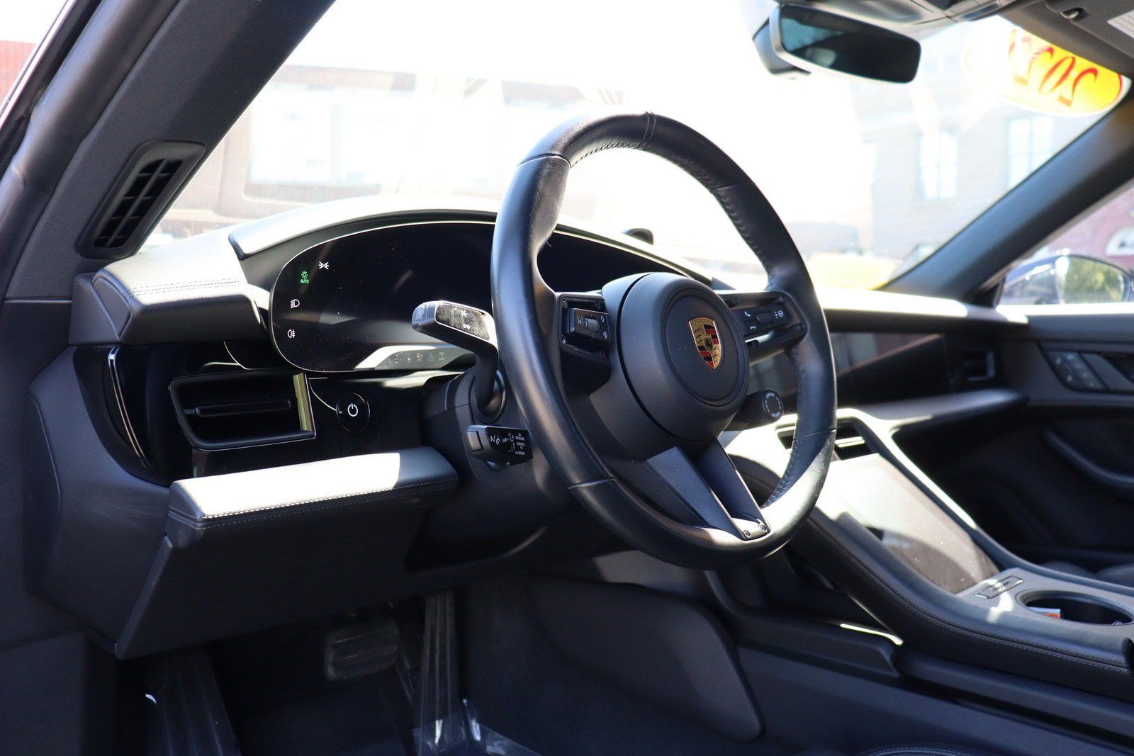 Used 2022 Porsche Taycan 4S AWD/4WD image 10