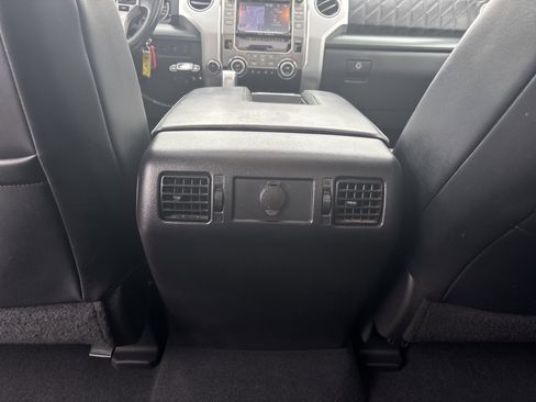 Used 2014 Toyota Tundra Platinum image 34