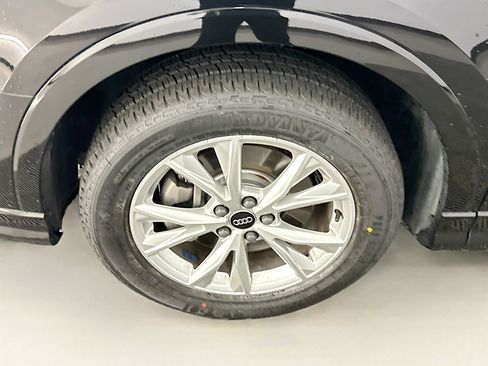 Used 2022 Audi Q3 2.0T Premium Plus w/ Premium Plus Package image 11