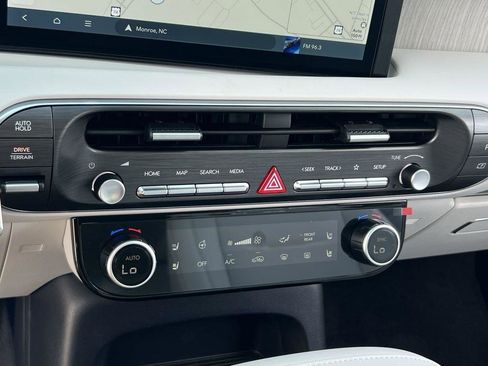 New 2026 Hyundai Palisade Calligraphy AWD/4WD image 14