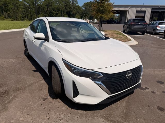 Used 2025 Nissan Sentra SV FWD image 18
