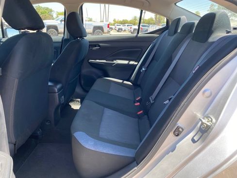 Used 2024 Nissan Versa SV FWD image 8