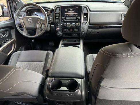 Used 2024 Nissan Titan SV w/ SV Bronze Edition Package image 18