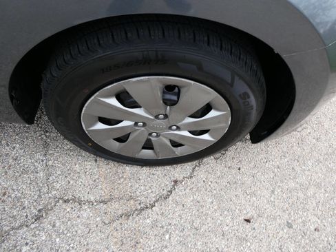 Used 2020 Kia Rio S image 24