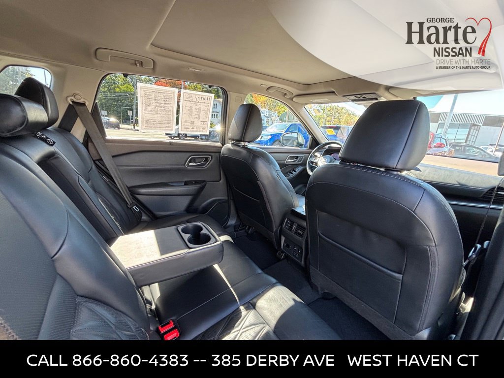 Certified 2022 Nissan Rogue Platinum w/ Head-Up Display Package AWD/4WD image 28