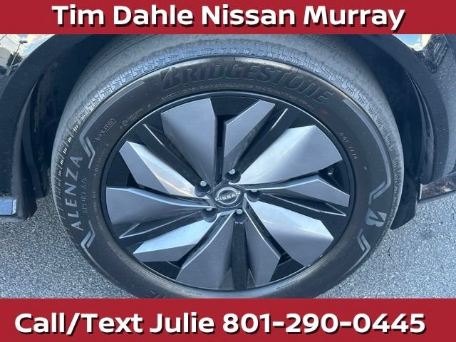 Used 2023 Nissan Ariya AWD image 14