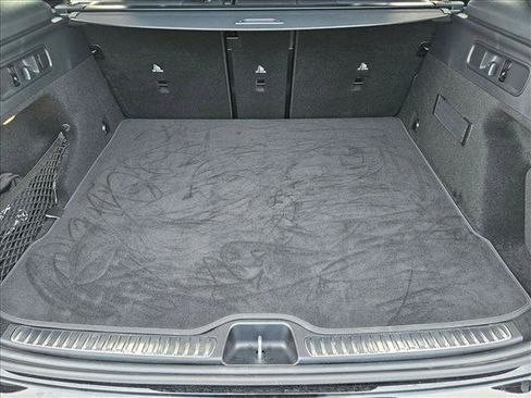 Used 2026 Mercedes-Benz GLC 300 image 6