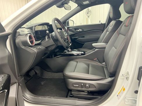 New 2026 Chevrolet Trax RS w/ Driver Confidence Package image 18