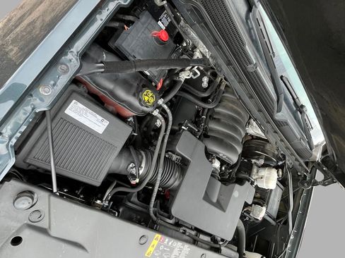 Used 2018 Chevrolet Silverado 1500 LT w/ Texas Edition RWD image 31