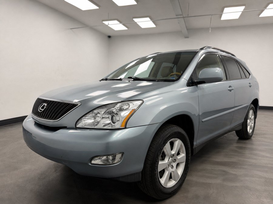 Used 2005 Lexus RX 330 FWD image 2