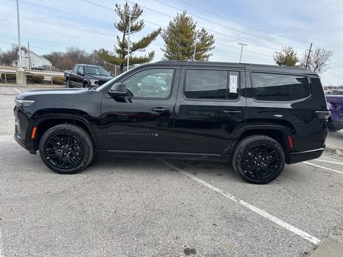 New 2026 Jeep Grand Wagoneer Limited image 18