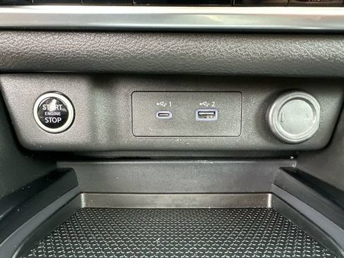 Used 2023 Nissan Rogue SL AWD/4WD image 36