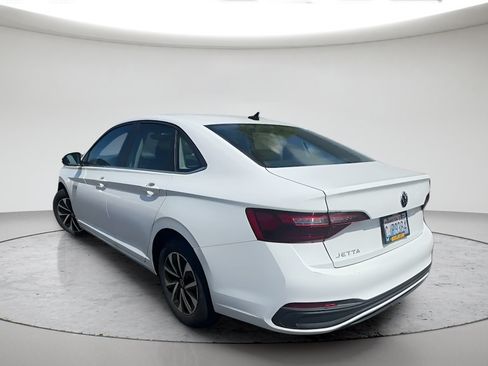Used 2023 Volkswagen Jetta S FWD image 9