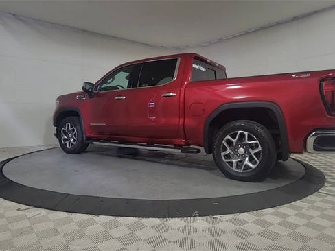 Used 2023 GMC Sierra 1500 SLT w/ SLT Premium Plus Package image 5