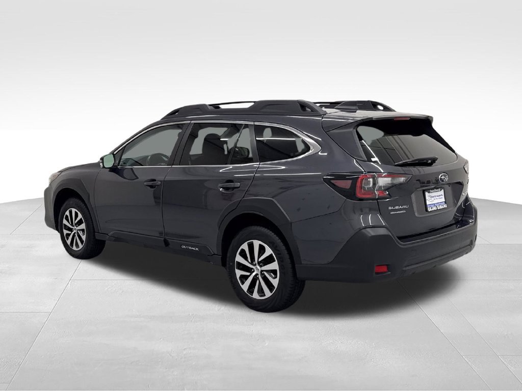 Certified 2024 Subaru Outback Premium AWD/4WD image 6