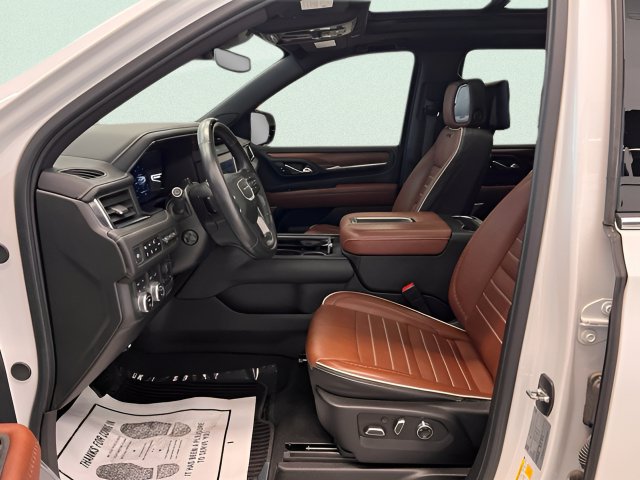 Certified 2024 GMC Yukon Denali Ultimate w/ LPO, Illumination Package AWD/4WD image 18