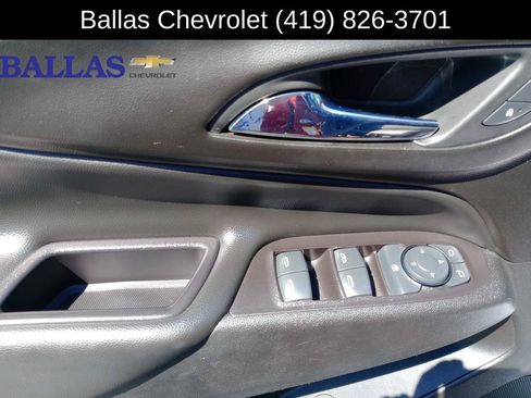 Certified 2019 Chevrolet Equinox LT FWD image 24