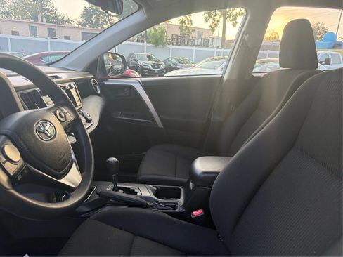 Used 2018 Toyota RAV4 LE w/ All Weather Liner Package AWD/4WD image 9