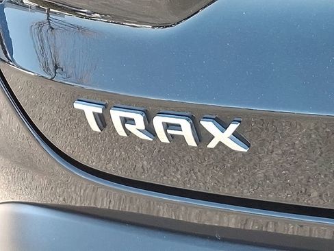 Certified 2025 Chevrolet Trax ACTIV w/ Sunroof Package image 32