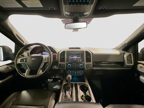 Used 2018 Ford F150 Raptor w/ Equipment Group 802A Luxury AWD/4WD image 17