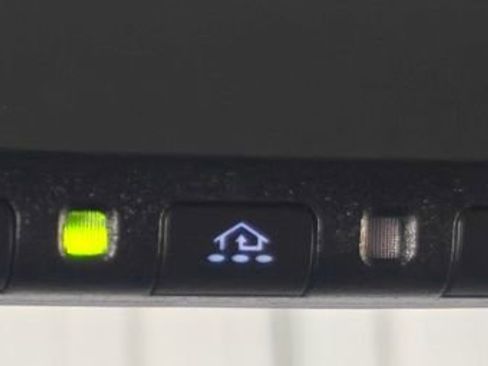 Used 2015 Toyota Sienna LE image 10