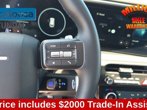 Used 2026 Hyundai Palisade SEL FWD image 18