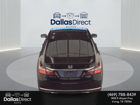 Used 2017 Honda Accord Touring image 7
