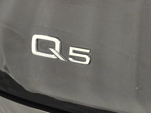 Certified 2025 Audi Q5 2.0T Premium Plus w/ Premium Plus Package image 32
