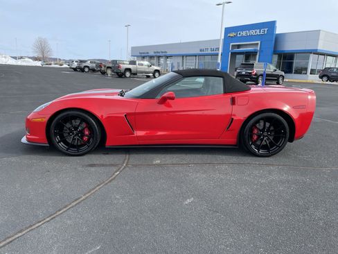 Used 2013 Chevrolet Corvette 427 w/ 1SC Preferred Equipment Group RWD image 2